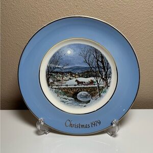 1979 SEVENTH EDITION Enoch Wedgwood Avon Vintage Christmas Plate